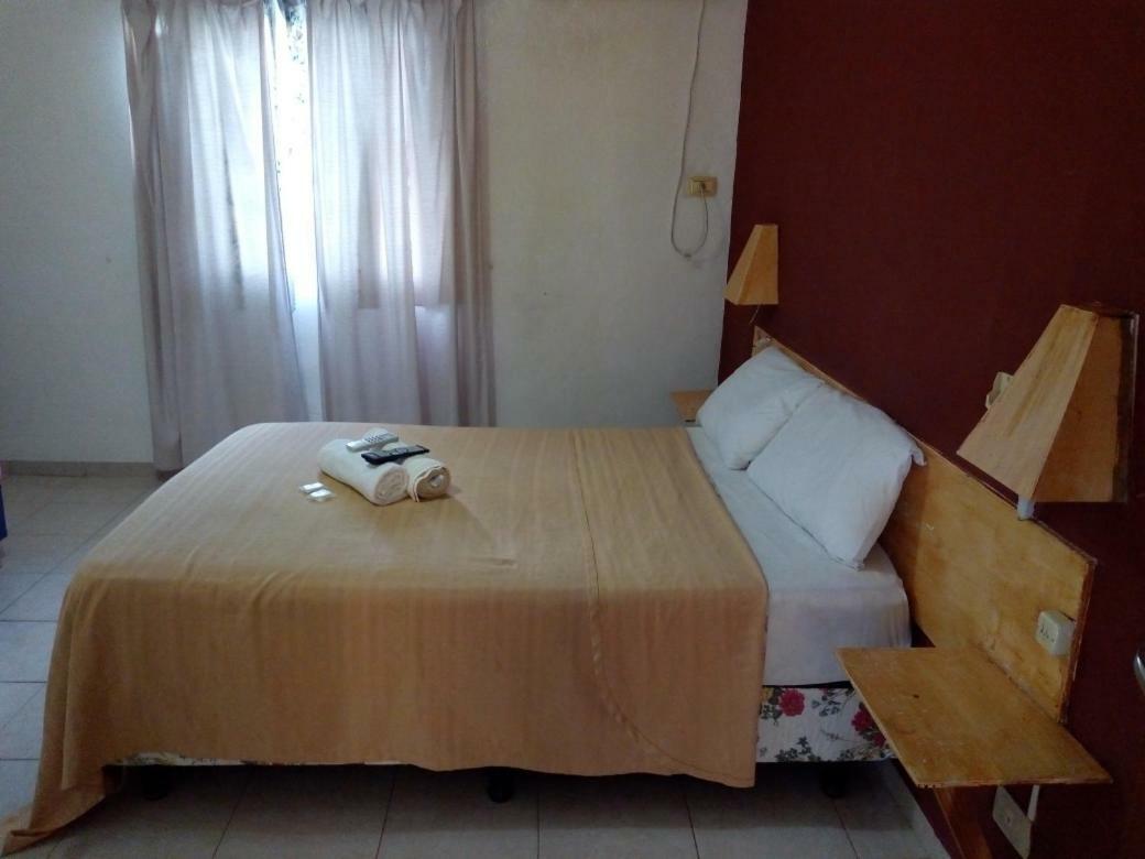 פוארטו איגואסו Petit Hotel Panambi מראה חיצוני תמונה